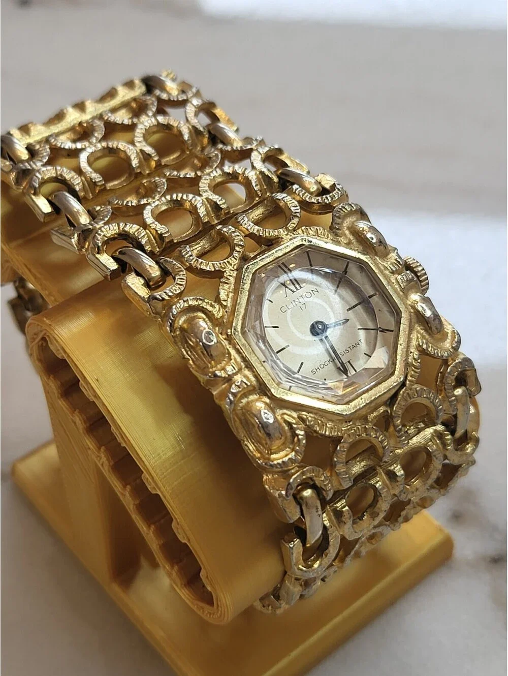 Vtg Clinton Womens Watch Goldtone Wide Bracelet Band Wind Up Works Great EUC 7